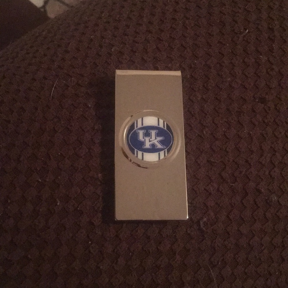 UK money clip